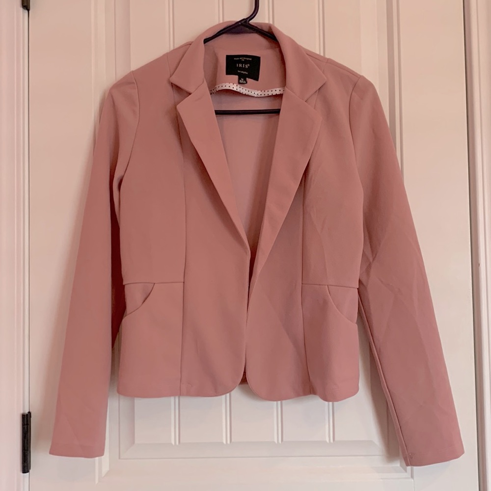 IRIS Pink Suit Women
